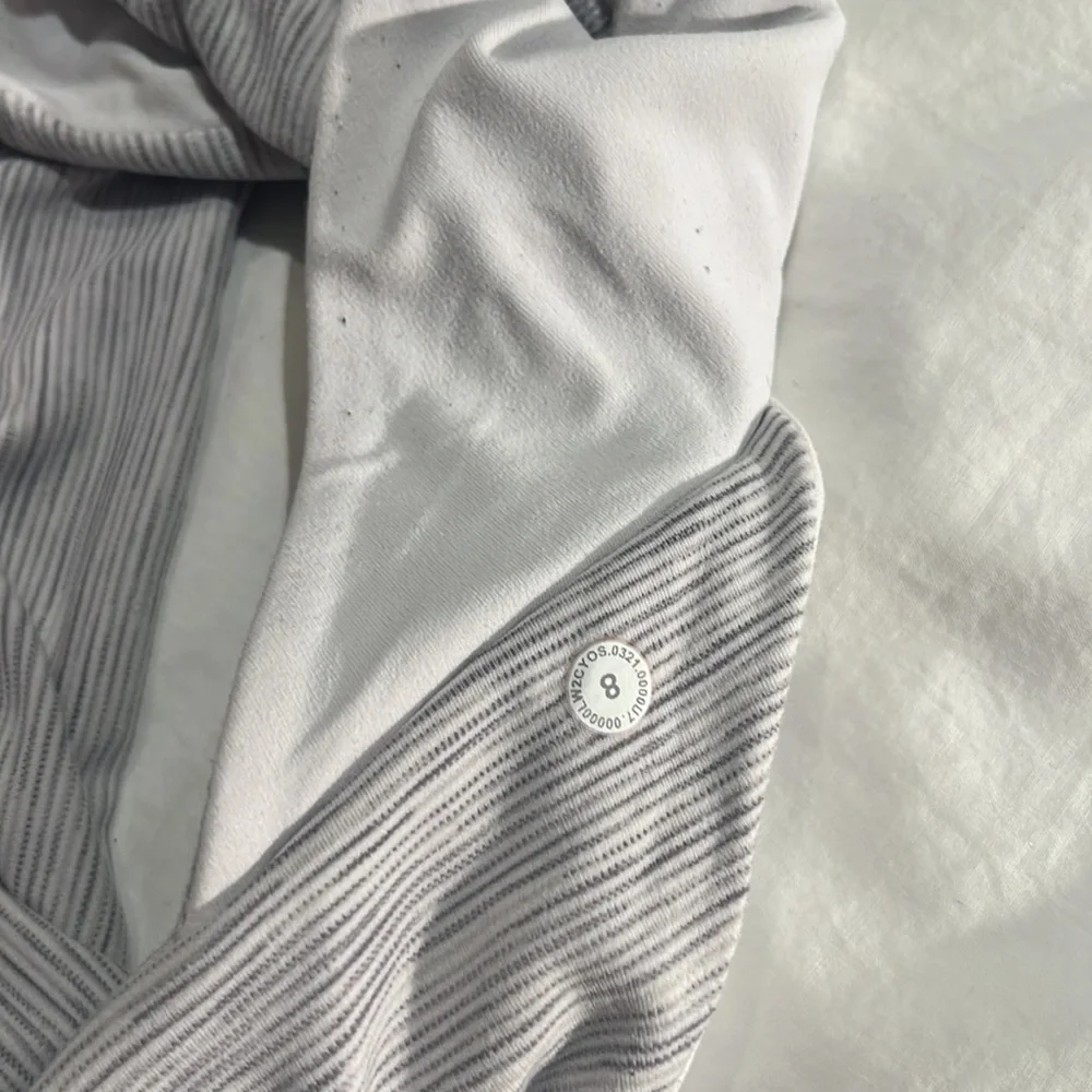 Lululemon Align Bras - Picture 4 of 7